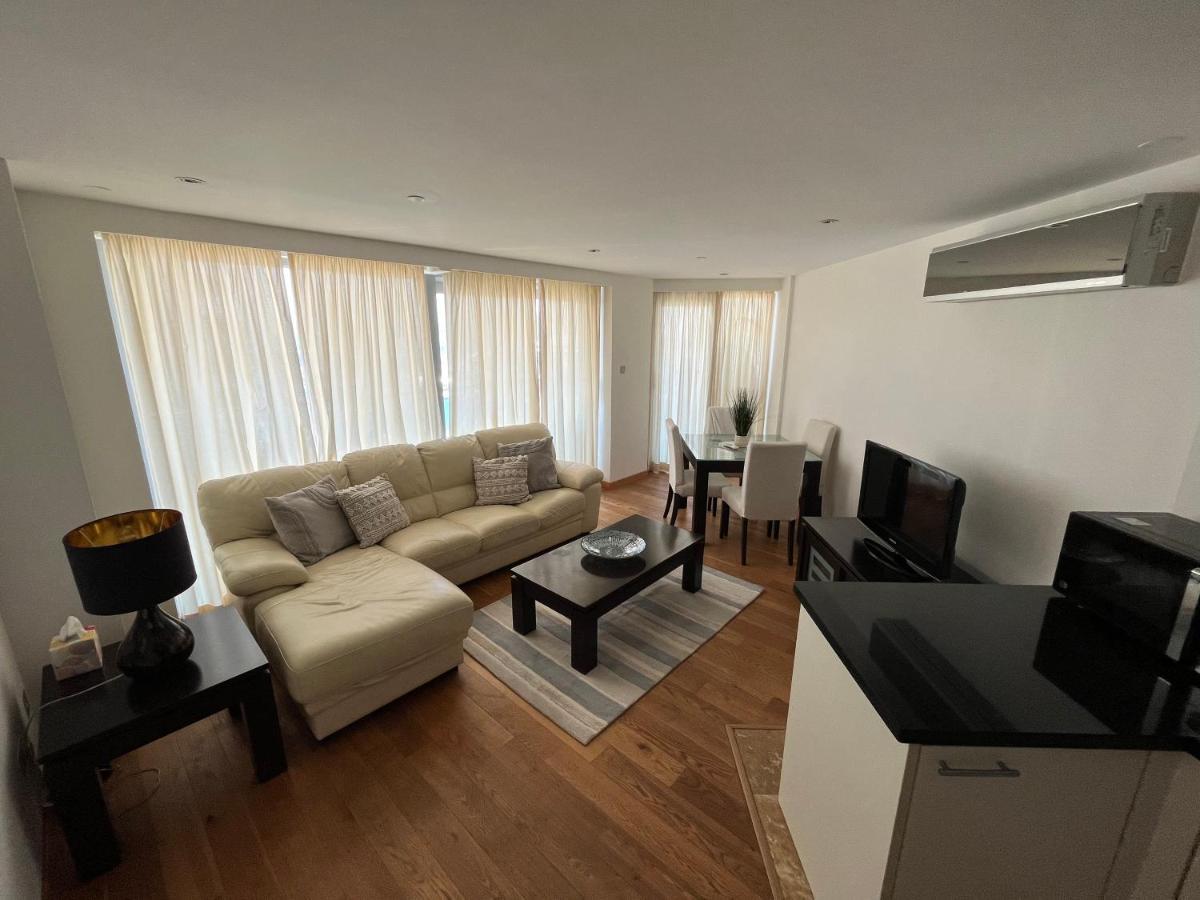 Ocean Village Lovely 2 Bedroom Apartment Gibraltar Exterior foto